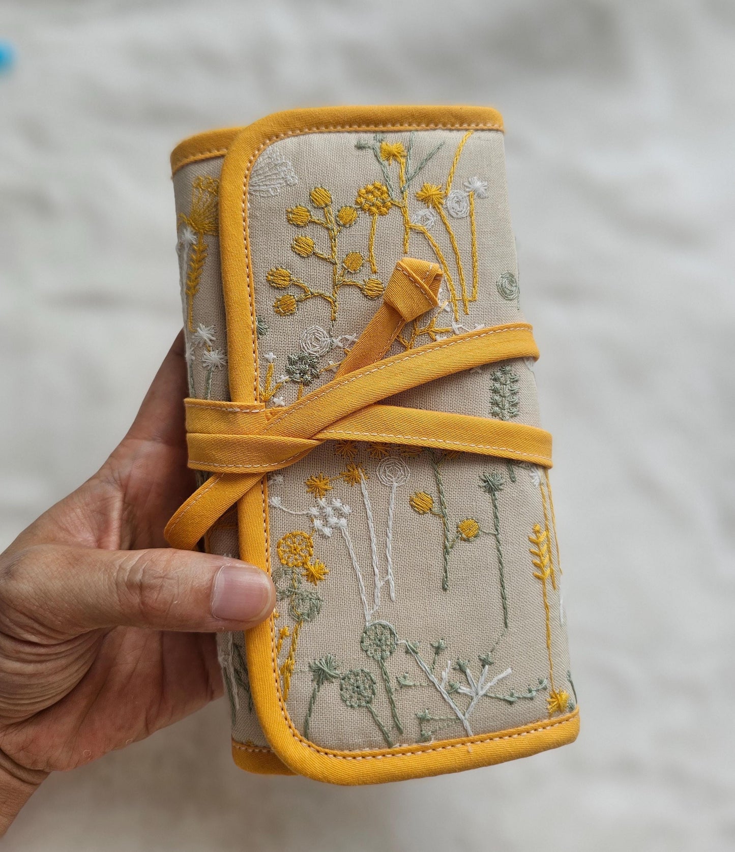 Embroidered Wildflower Crochet Hook Roll Case: Handmade Cotton-Linen Organizer