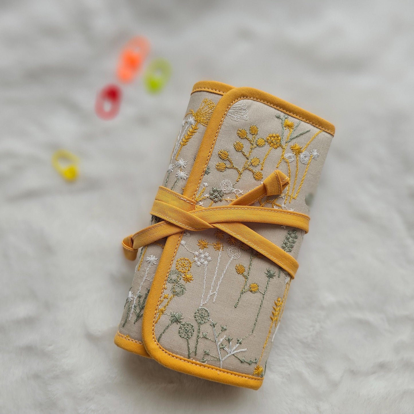 Embroidered Wildflower Crochet Hook Roll Case: Handmade Cotton-Linen Organizer