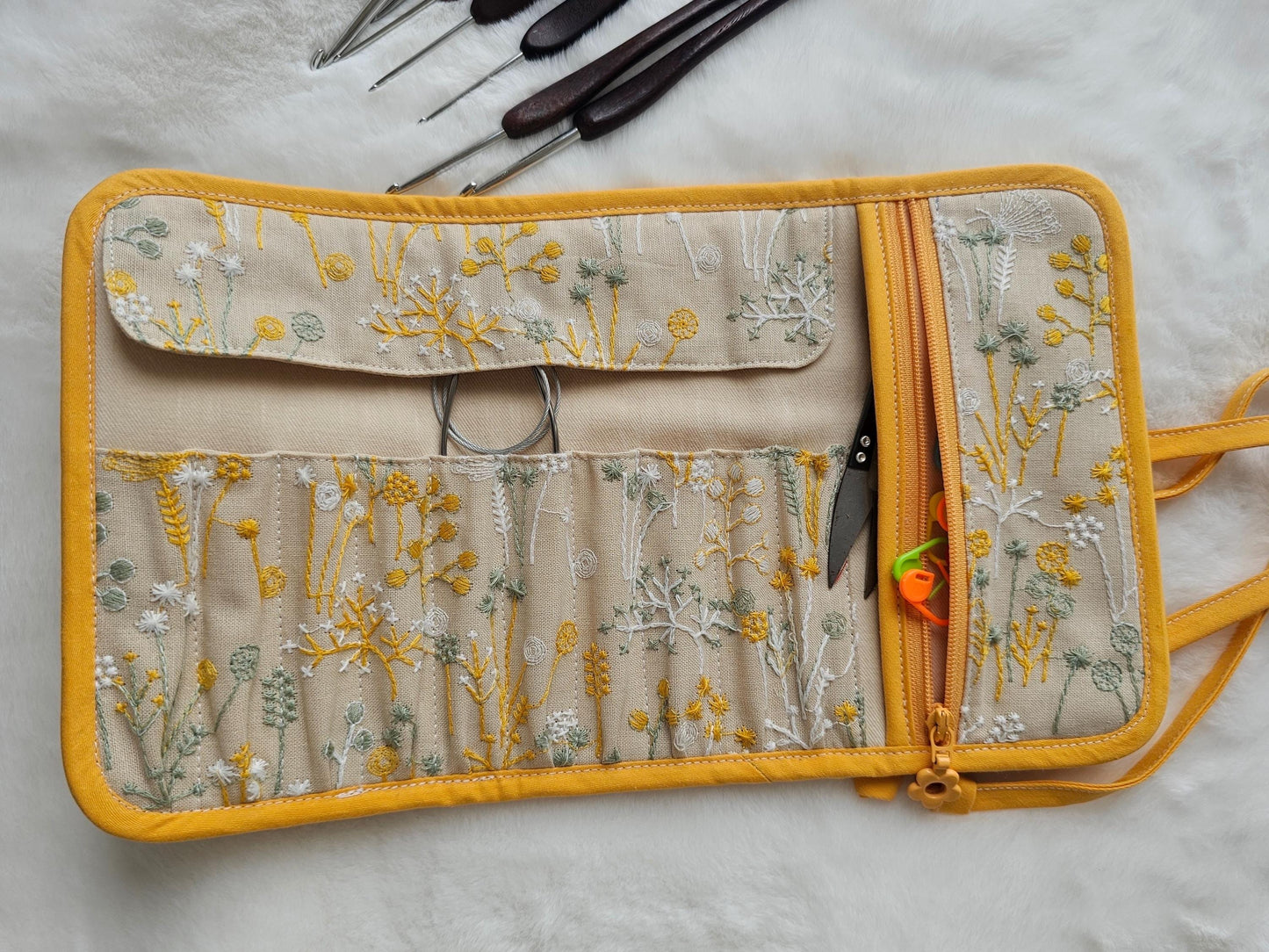 Embroidered Wildflower Crochet Hook Roll Case: Handmade Cotton-Linen Organizer